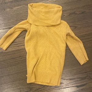 The Limited Mustard Yellow size Medium turtle neck